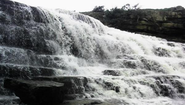 Mandawa Waterfalls  - Tourist Attraction in Jagdalpur, Chhattisgarh