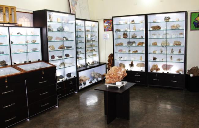 DKNS Memorial Geological Museum Ramkund, Raipur, Chhattisgarh